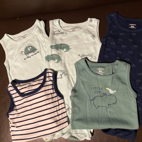 Bundle of 5 Baby Onesies – Size 18M – Carter’s - Picture 1 of 6